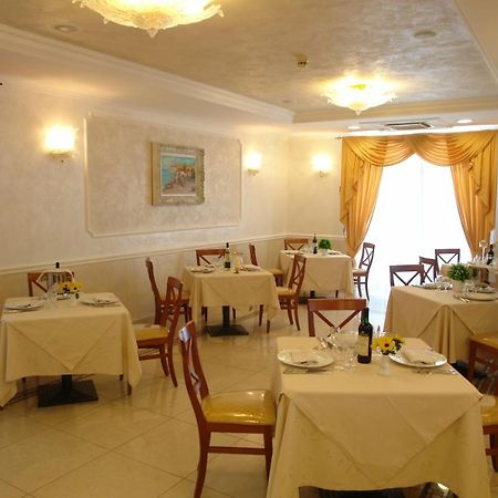 Hotel Di Cosmo San Giovanni Rotondo Eksteriør billede