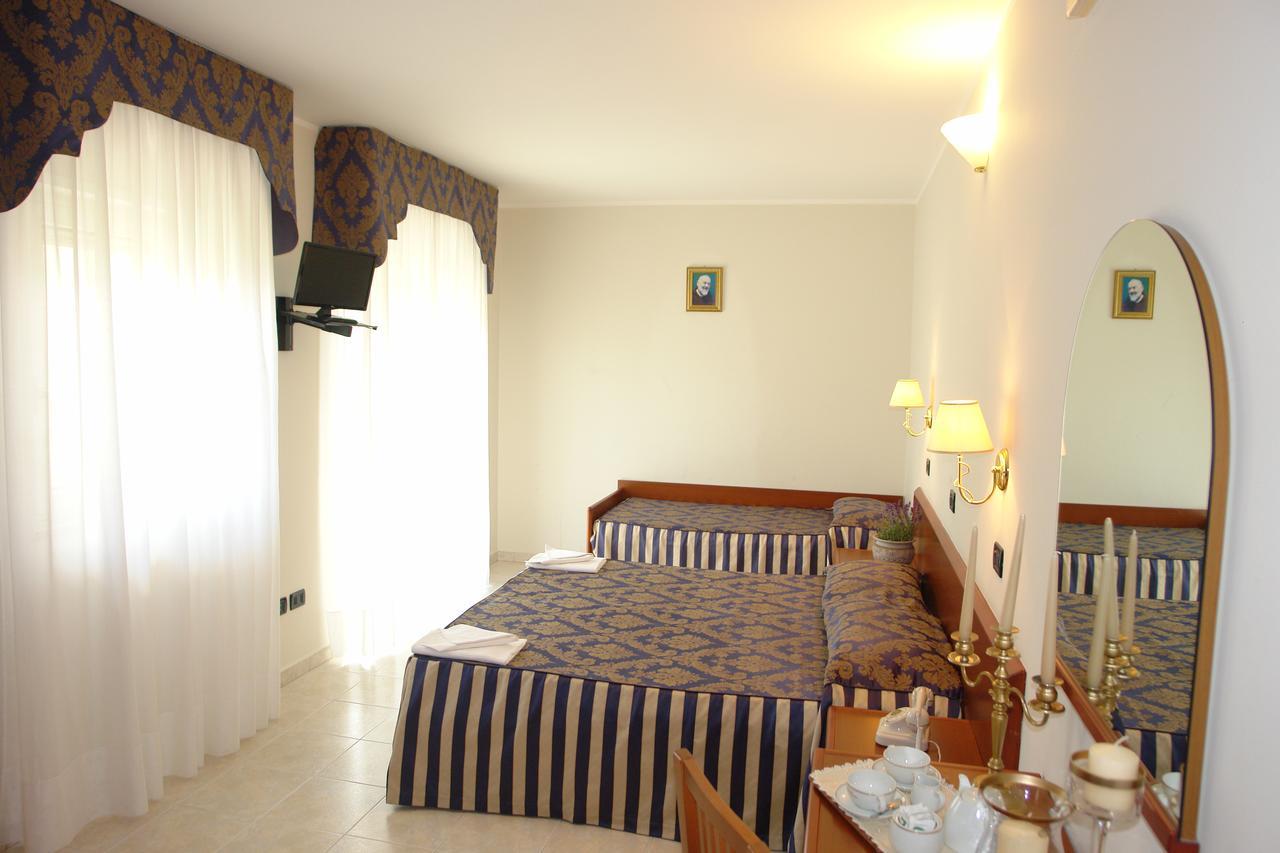 Hotel Di Cosmo San Giovanni Rotondo Eksteriør billede