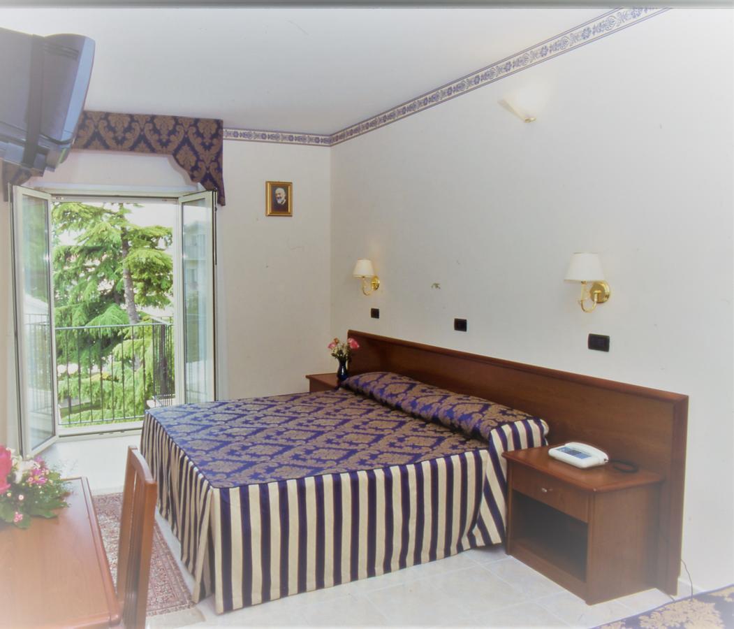 Hotel Di Cosmo San Giovanni Rotondo Eksteriør billede