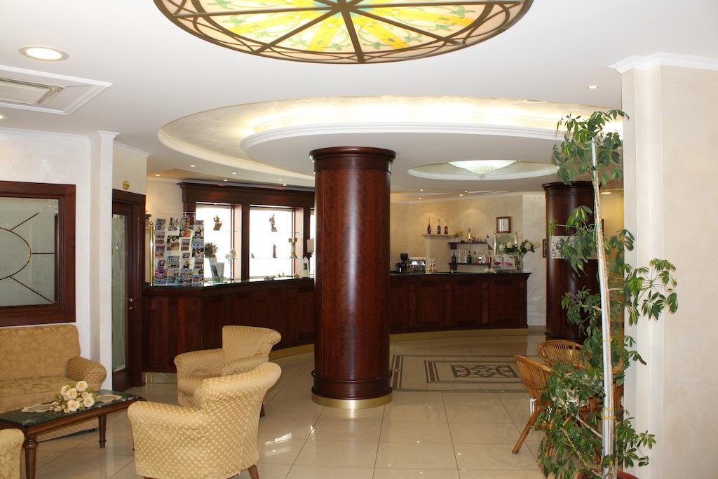 Hotel Di Cosmo San Giovanni Rotondo Eksteriør billede